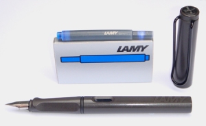 Lamy Safari fountain pen with cartridges
